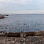 Breathtaking Seafront 3bd W/ Balcony, Coast By 360 Estates Sliema