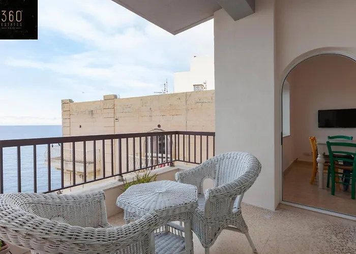 Breathtaking Seafront 3bd W/ Balcony, Coast By 360 Estates