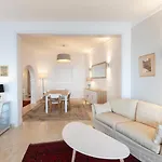 Breathtaking Seafront 3bd W/ Balcony, Coast By 360 Estates Lejlighed
